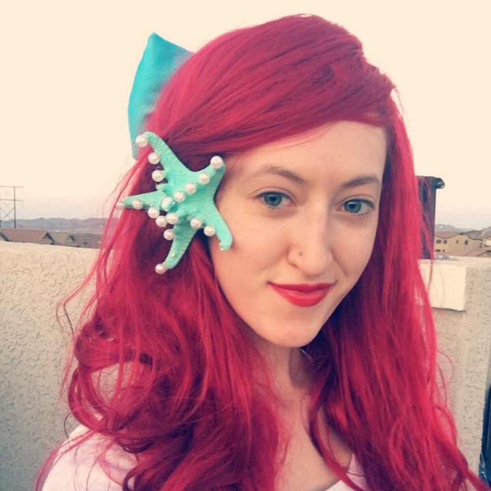 Meet your Posher, Clarissa